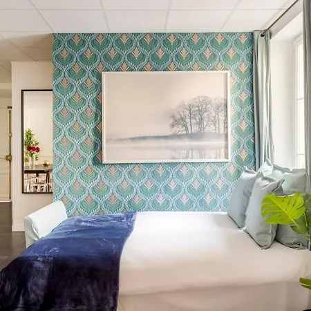 Daire Cozy 3 Bedrooms Apartment - Arc De Triomphe Paris