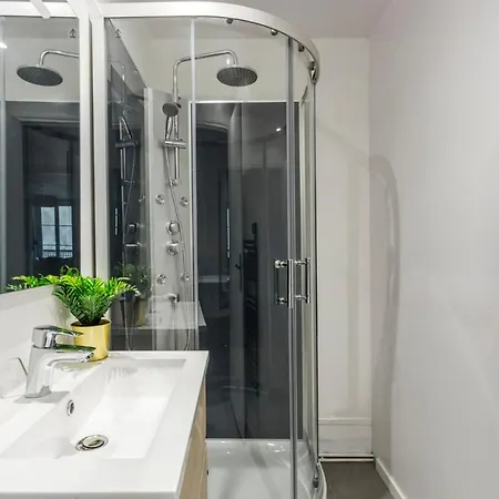 Cozy 3 Bedrooms Apartment - Arc De Triomphe Daire Paris